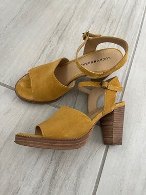 Lucky Brand stacked heel